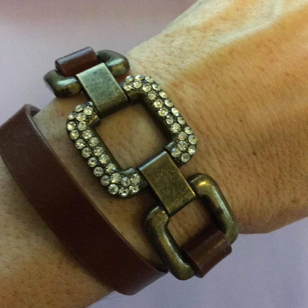 Express wrap around bracelet